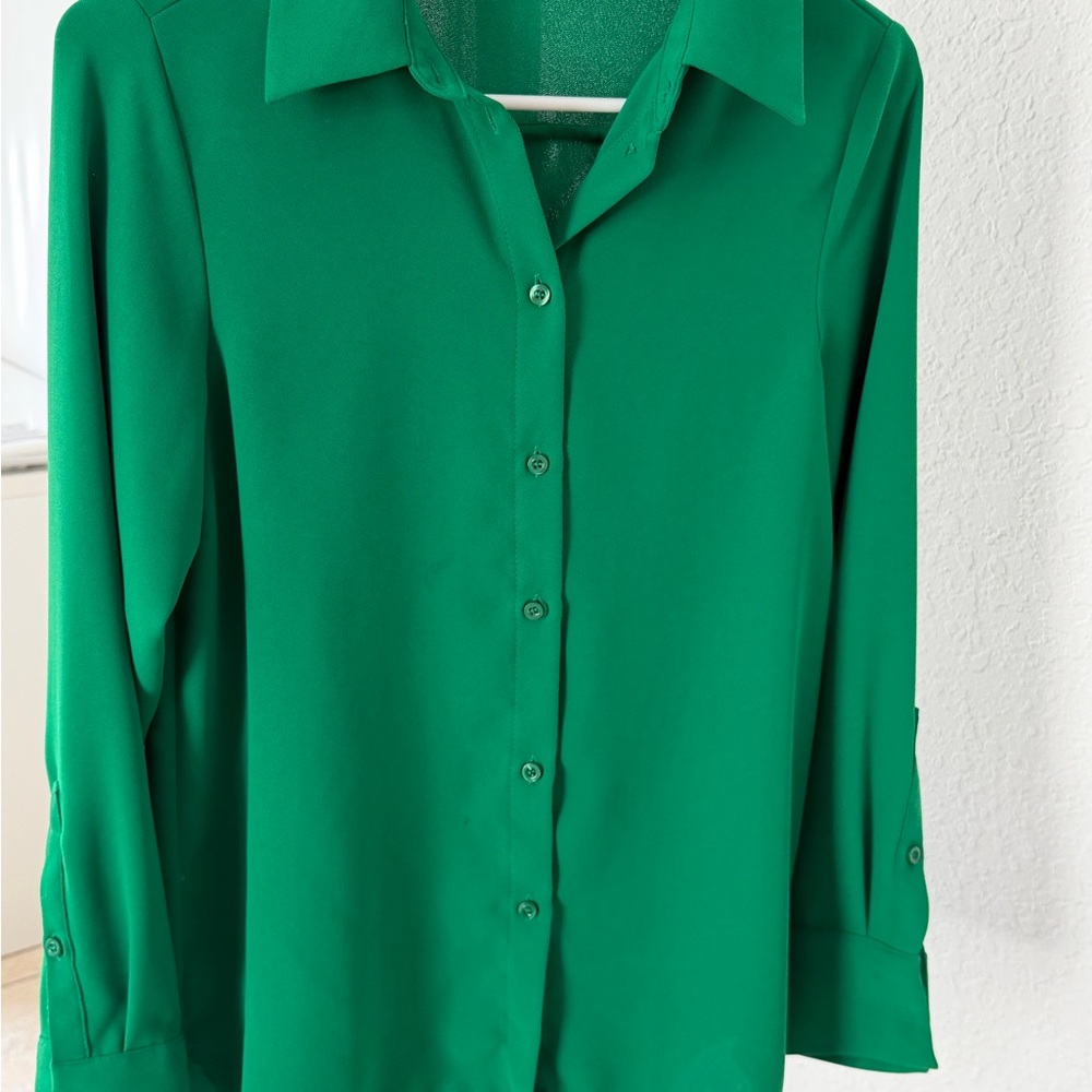 Elegant Green Women's Blouse